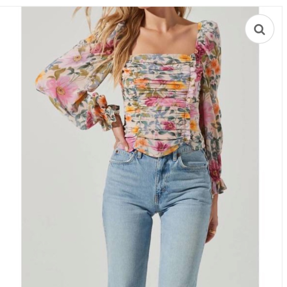 ASTR Tonina Floral Ruffle Top